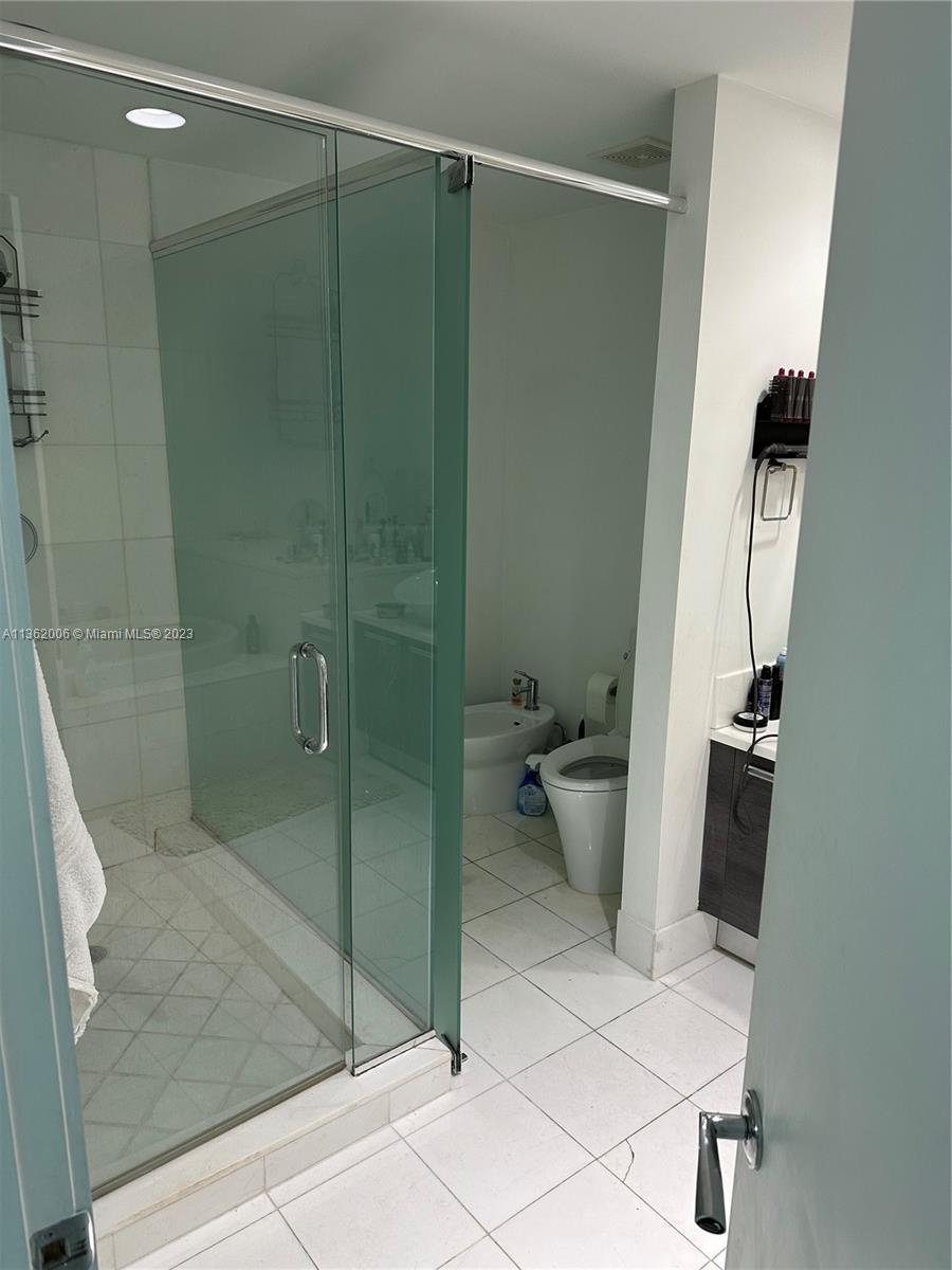 2950 188th St, Aventura, FL, 33180 United States, 2 Bedrooms Bedrooms, ,3 BathroomsBathrooms,Residential,For Sale,188th St,A11362006