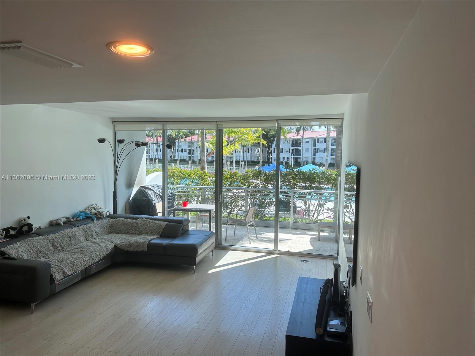 2950 188th St, Aventura, FL, 33180 United States, 2 Bedrooms Bedrooms, ,3 BathroomsBathrooms,Residential,For Sale,188th St,A11362006