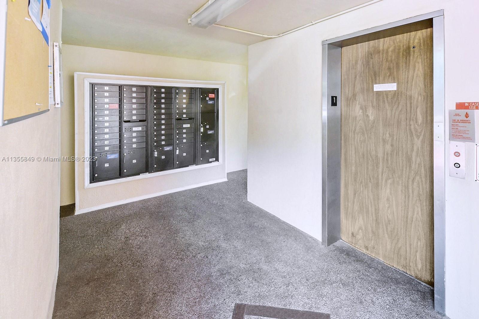 2700 Sunrise Lakes Dr, Sunrise, FL, 33322 United States, 1 Bedroom Bedrooms, ,1 BathroomBathrooms,Residential,For Sale,Sunrise Lakes Dr,A11355849