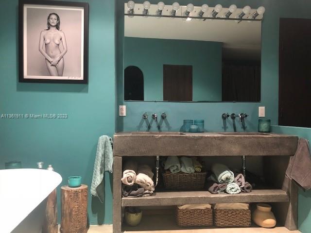 841 86th St, Miami Beach, FL, 33141 United States, 4 Bedrooms Bedrooms, ,2 BathroomsBathrooms,Residential,For Sale,86th St,A11361911