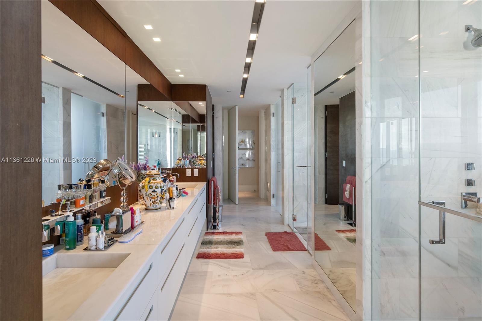 19575 Collins Ave 5, Sunny Isles Beach, Florida 33160, 4 Bedrooms Bedrooms, ,5 BathroomsBathrooms,Residential,For Sale,19575 Collins Ave 5,A11361220
