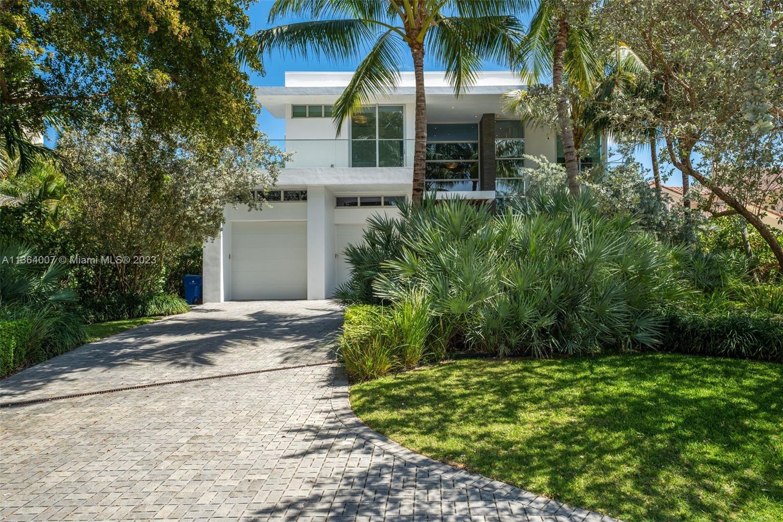 675 Golden Beach Dr, Golden Beach, FL, 33160 United States, 6 Bedrooms Bedrooms, ,7 BathroomsBathrooms,Residential,For Sale,Golden Beach Dr,A11364007