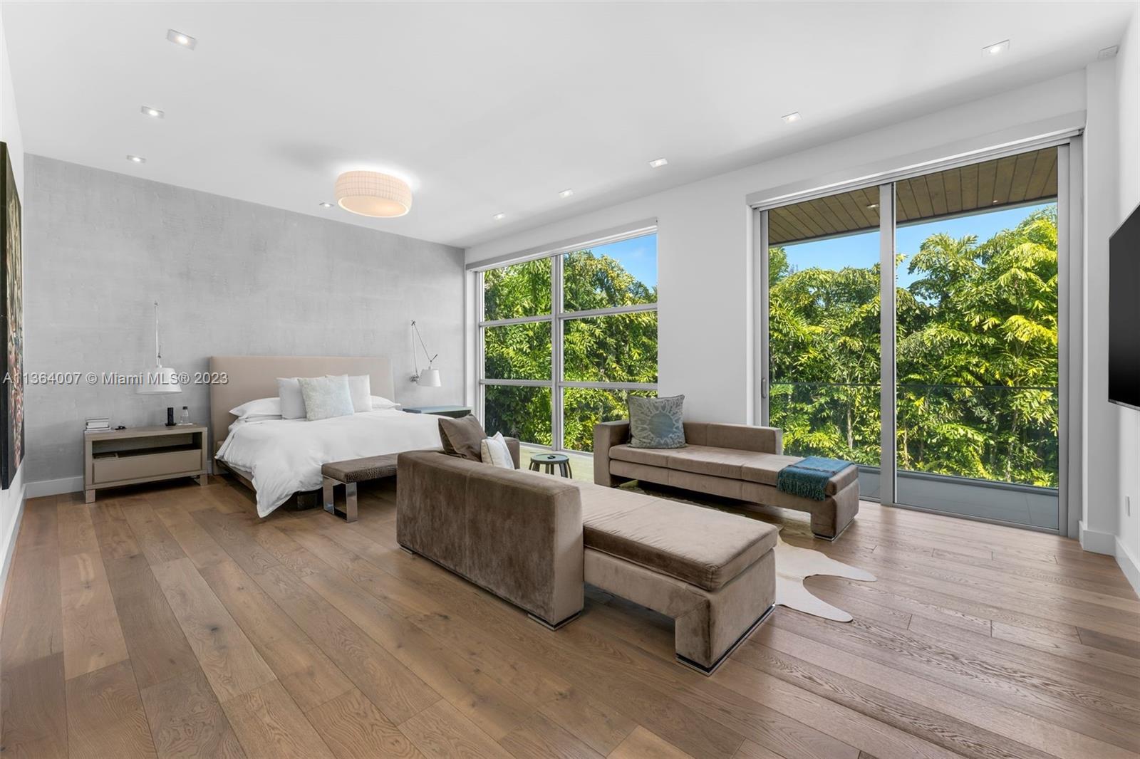 675 Golden Beach Dr, Golden Beach, FL, 33160 United States, 6 Bedrooms Bedrooms, ,7 BathroomsBathrooms,Residential,For Sale,Golden Beach Dr,A11364007