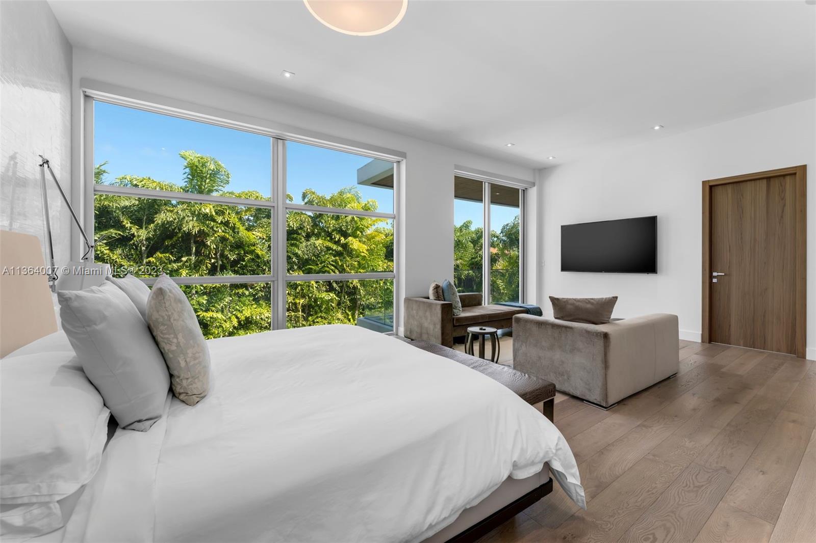 675 Golden Beach Dr, Golden Beach, FL, 33160 United States, 6 Bedrooms Bedrooms, ,7 BathroomsBathrooms,Residential,For Sale,Golden Beach Dr,A11364007