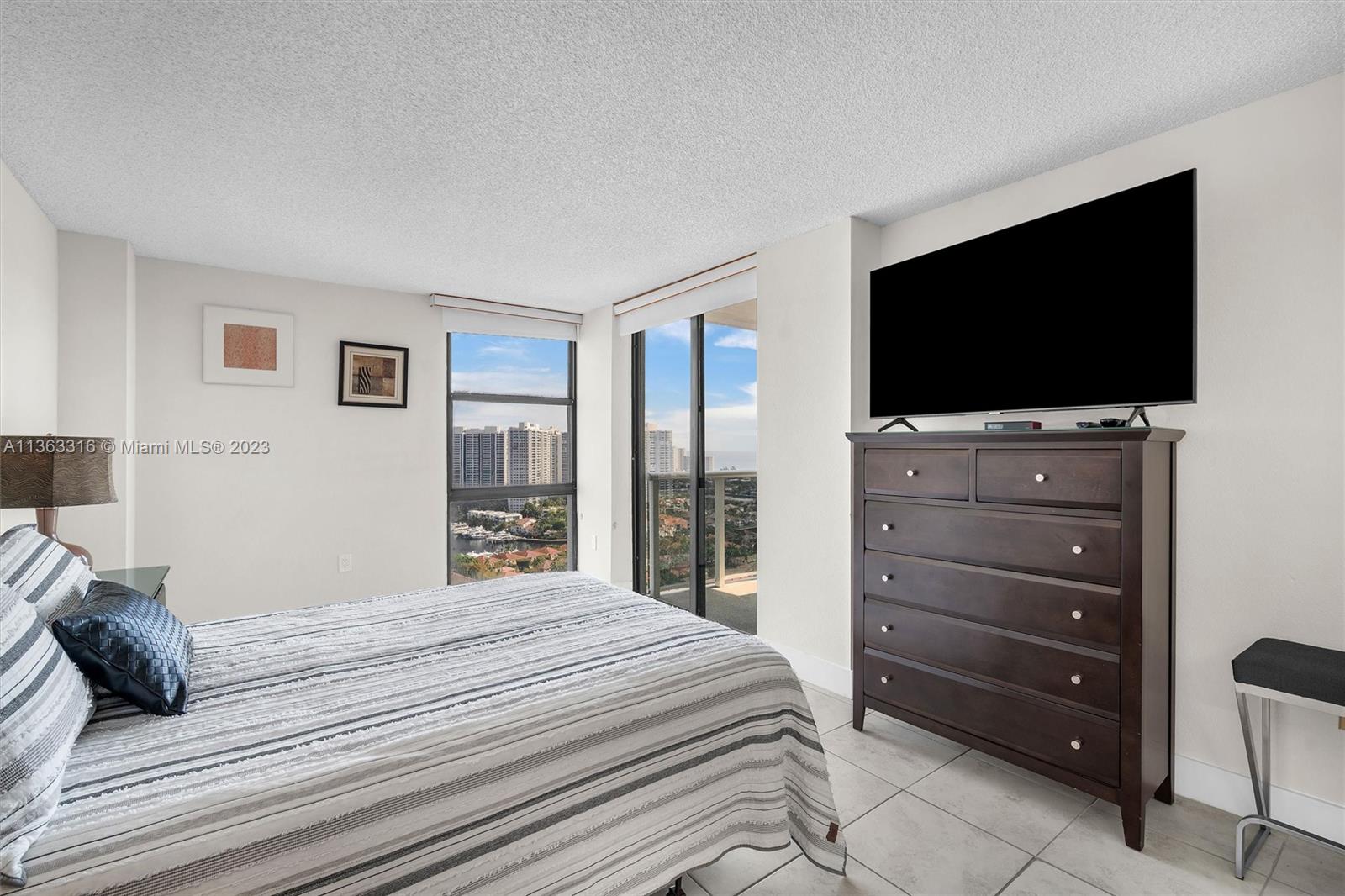 3625 Country Club Dr, Aventura, FL, 33180 United States, 2 Bedrooms Bedrooms, ,2 BathroomsBathrooms,Residential,For Sale,Country Club Dr,A11363316