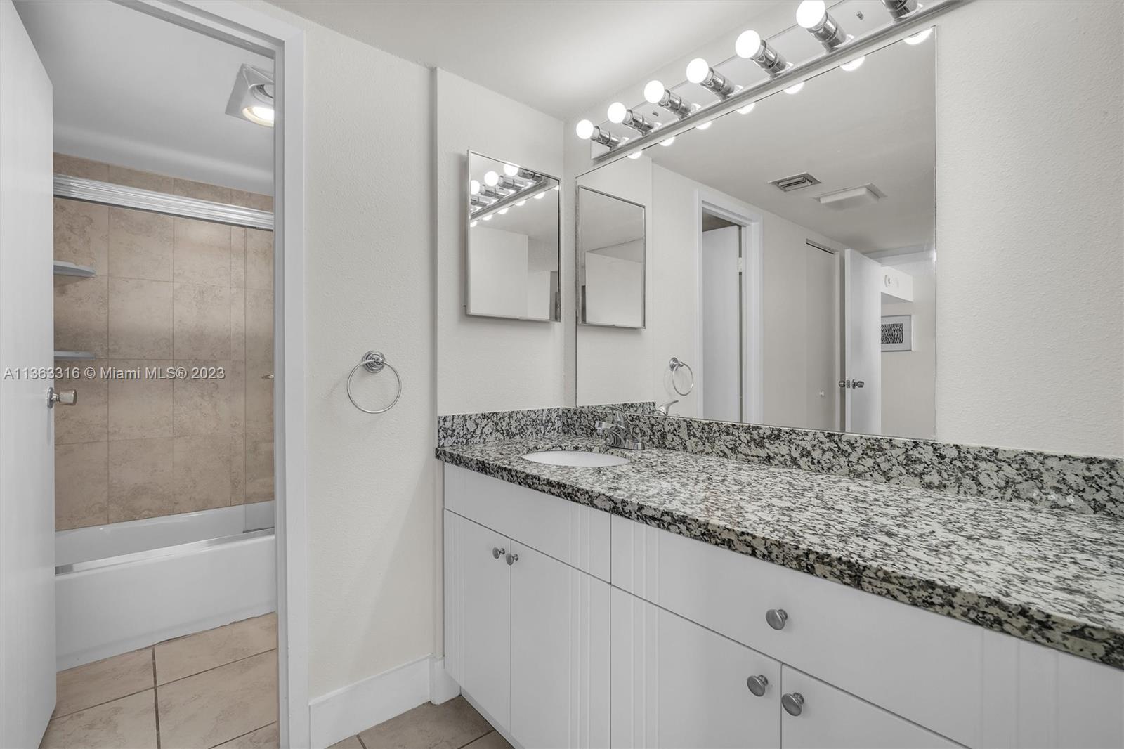 3625 Country Club Dr, Aventura, FL, 33180 United States, 2 Bedrooms Bedrooms, ,2 BathroomsBathrooms,Residential,For Sale,Country Club Dr,A11363316