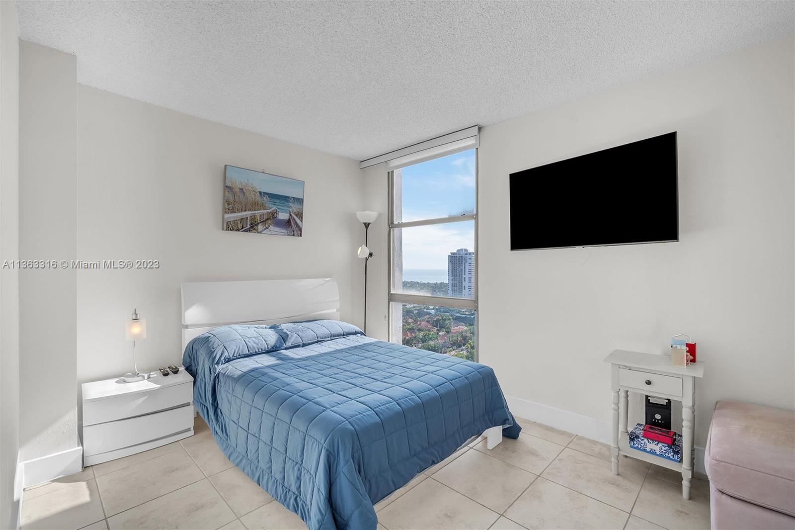 3625 Country Club Dr, Aventura, FL, 33180 United States, 2 Bedrooms Bedrooms, ,2 BathroomsBathrooms,Residential,For Sale,Country Club Dr,A11363316