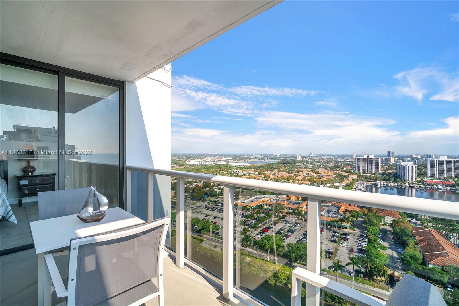 3625 Country Club Dr, Aventura, FL, 33180 United States, 2 Bedrooms Bedrooms, ,2 BathroomsBathrooms,Residential,For Sale,Country Club Dr,A11363316