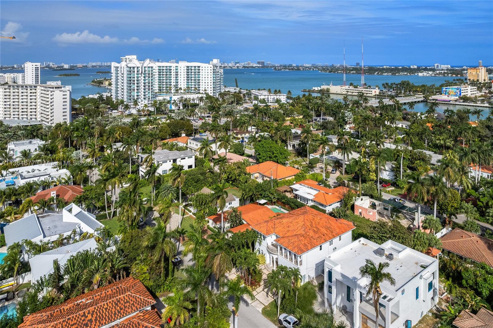 7701 Miami View Dr, North Bay Village, FL, 33141 United States, 5 Bedrooms Bedrooms, ,3 BathroomsBathrooms,Residential,For Sale,Miami View Dr,A11364677