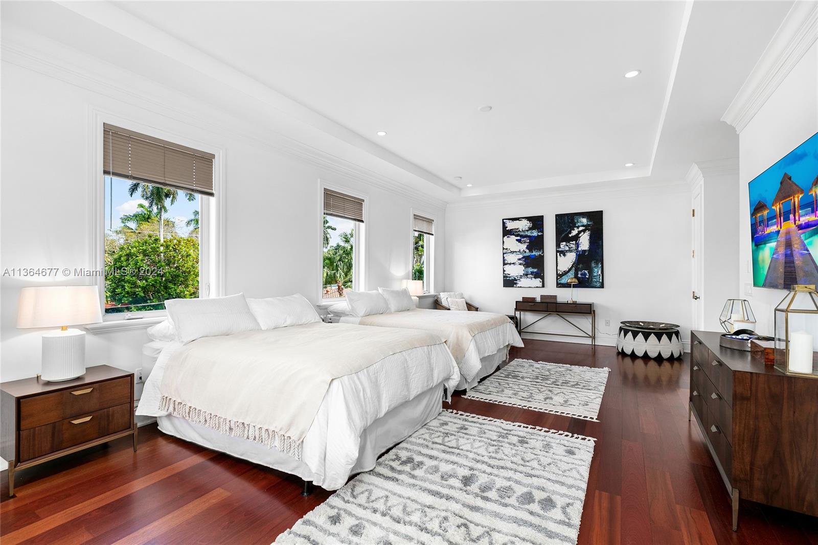 7701 Miami View Dr, North Bay Village, FL, 33141 United States, 5 Bedrooms Bedrooms, ,3 BathroomsBathrooms,Residential,For Sale,Miami View Dr,A11364677