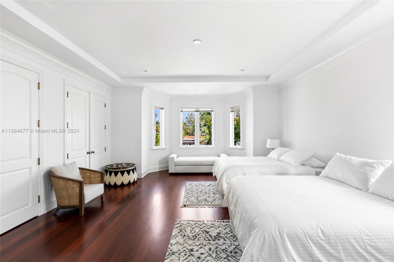 7701 Miami View Dr, North Bay Village, FL, 33141 United States, 5 Bedrooms Bedrooms, ,3 BathroomsBathrooms,Residential,For Sale,Miami View Dr,A11364677