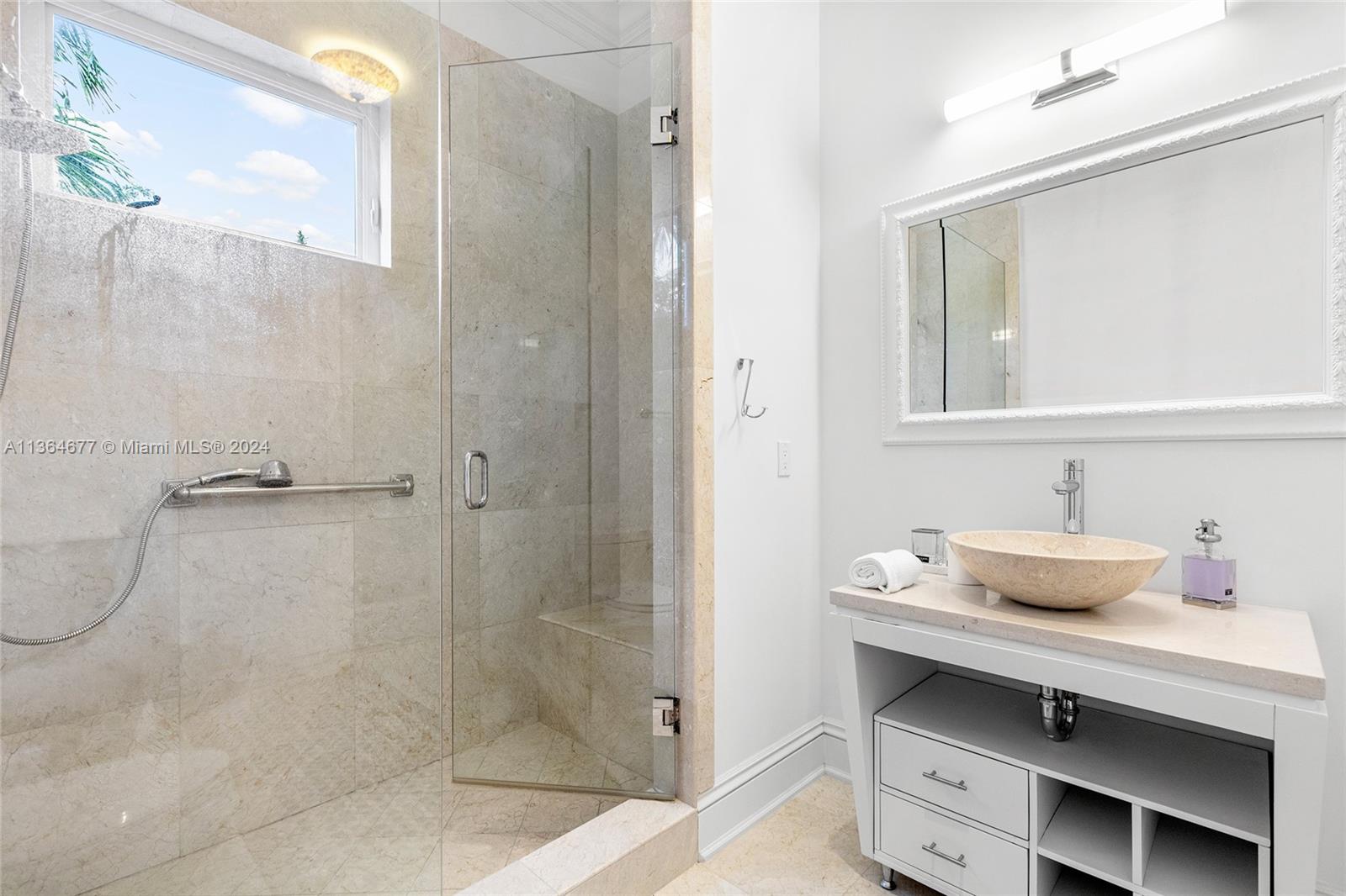 7701 Miami View Dr, North Bay Village, FL, 33141 United States, 5 Bedrooms Bedrooms, ,3 BathroomsBathrooms,Residential,For Sale,Miami View Dr,A11364677