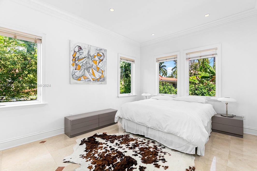 7701 Miami View Dr, North Bay Village, FL, 33141 United States, 5 Bedrooms Bedrooms, ,3 BathroomsBathrooms,Residential,For Sale,Miami View Dr,A11364677