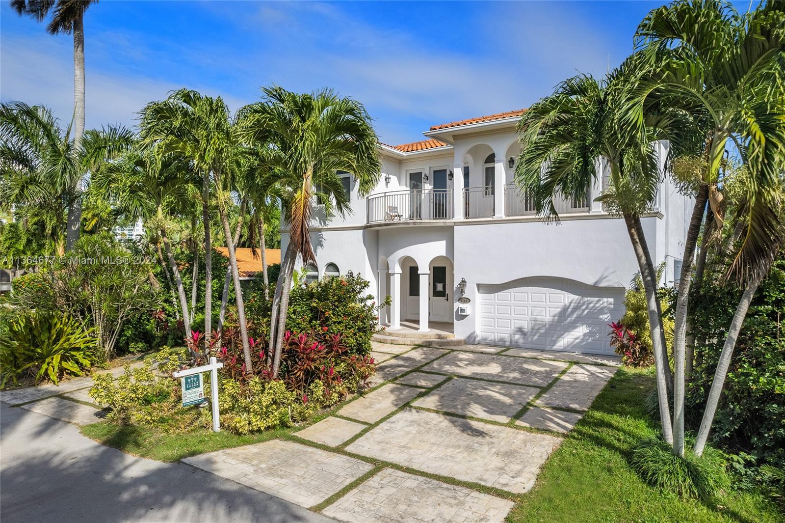 7701 Miami View Dr, North Bay Village, FL, 33141 United States, 5 Bedrooms Bedrooms, ,3 BathroomsBathrooms,Residential,For Sale,Miami View Dr,A11364677
