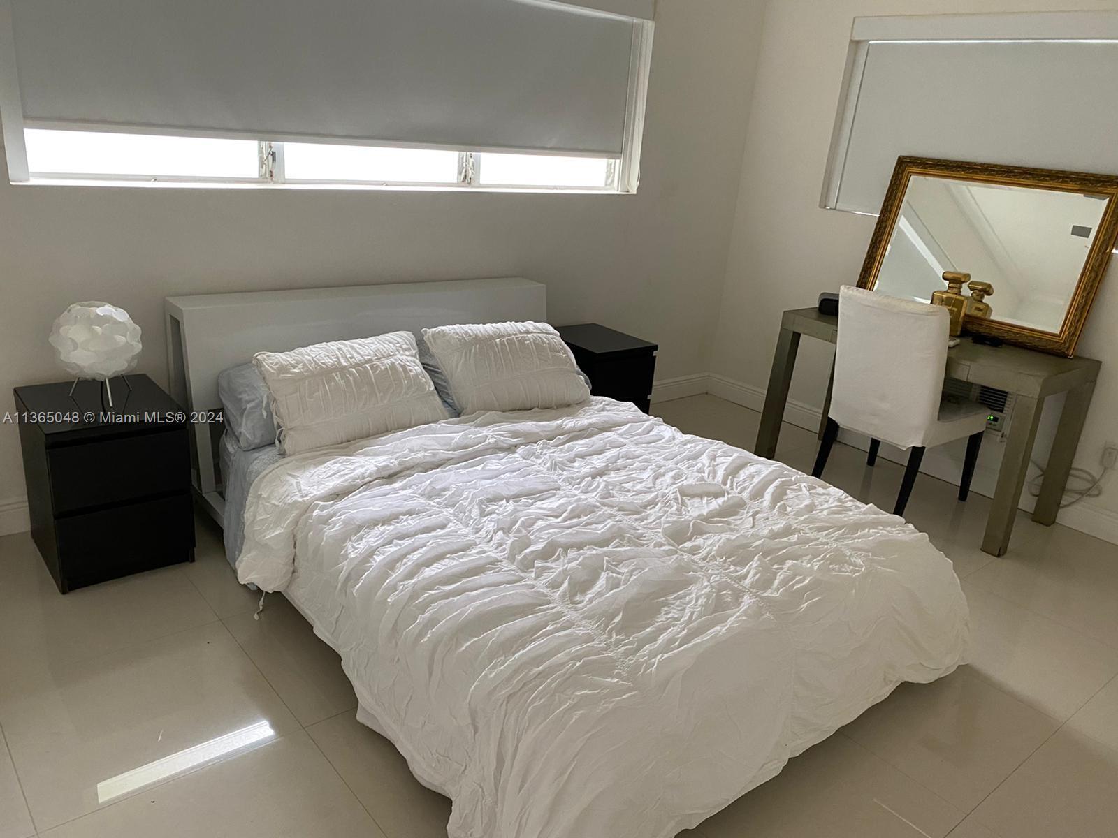 350 75th St 104, Miami Beach, Florida 33141, 1 Bedroom Bedrooms, ,1 BathroomBathrooms,Residentiallease,For Rent,350 75th St 104,A11365048