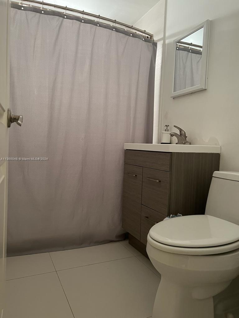 350 75th St 104, Miami Beach, Florida 33141, 1 Bedroom Bedrooms, ,1 BathroomBathrooms,Residentiallease,For Rent,350 75th St 104,A11365048