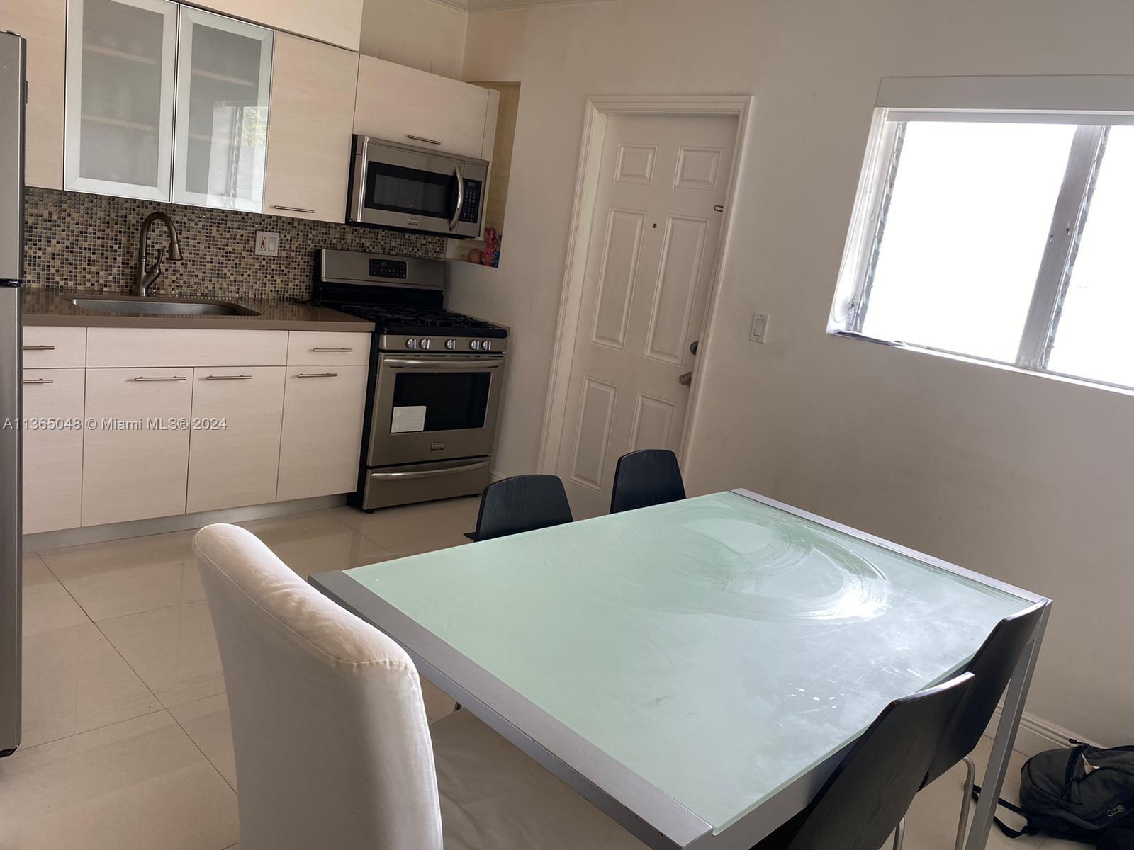350 75th St 104, Miami Beach, Florida 33141, 1 Bedroom Bedrooms, ,1 BathroomBathrooms,Residentiallease,For Rent,350 75th St 104,A11365048
