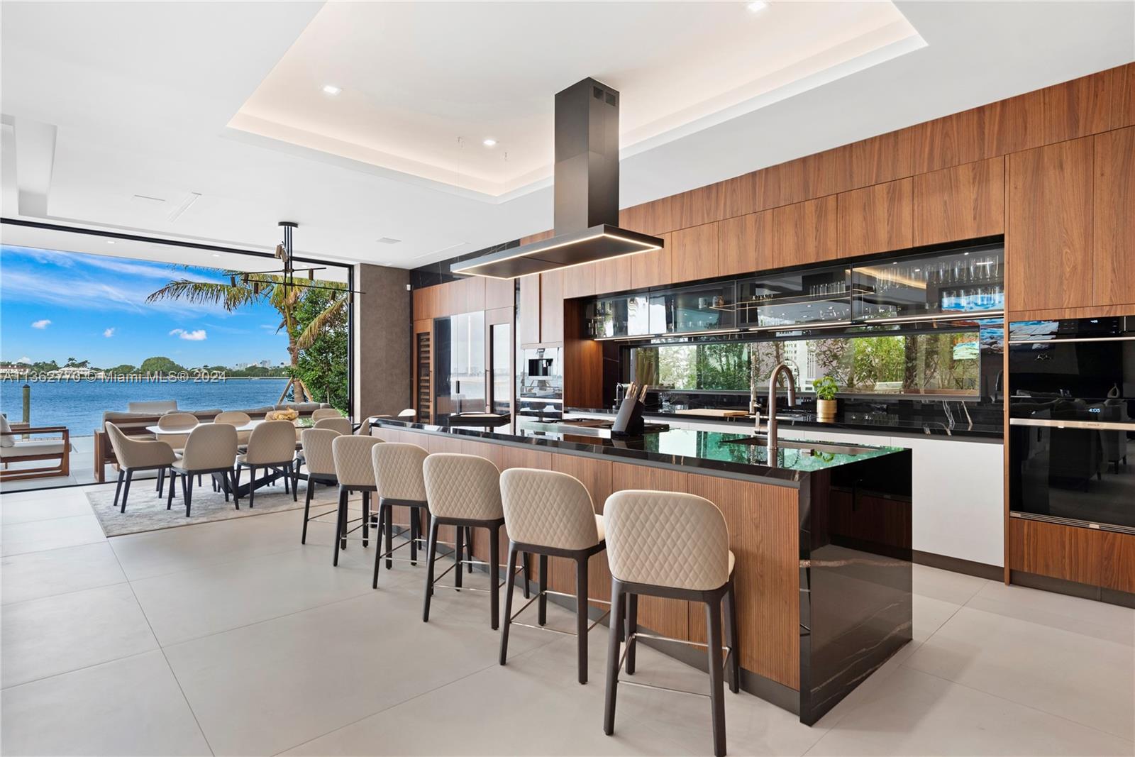 1785 Cleveland Rd, Miami Beach, Florida 33141, 6 Bedrooms Bedrooms, ,6 BathroomsBathrooms,Residential,For Sale,1785 Cleveland Rd,A11362770