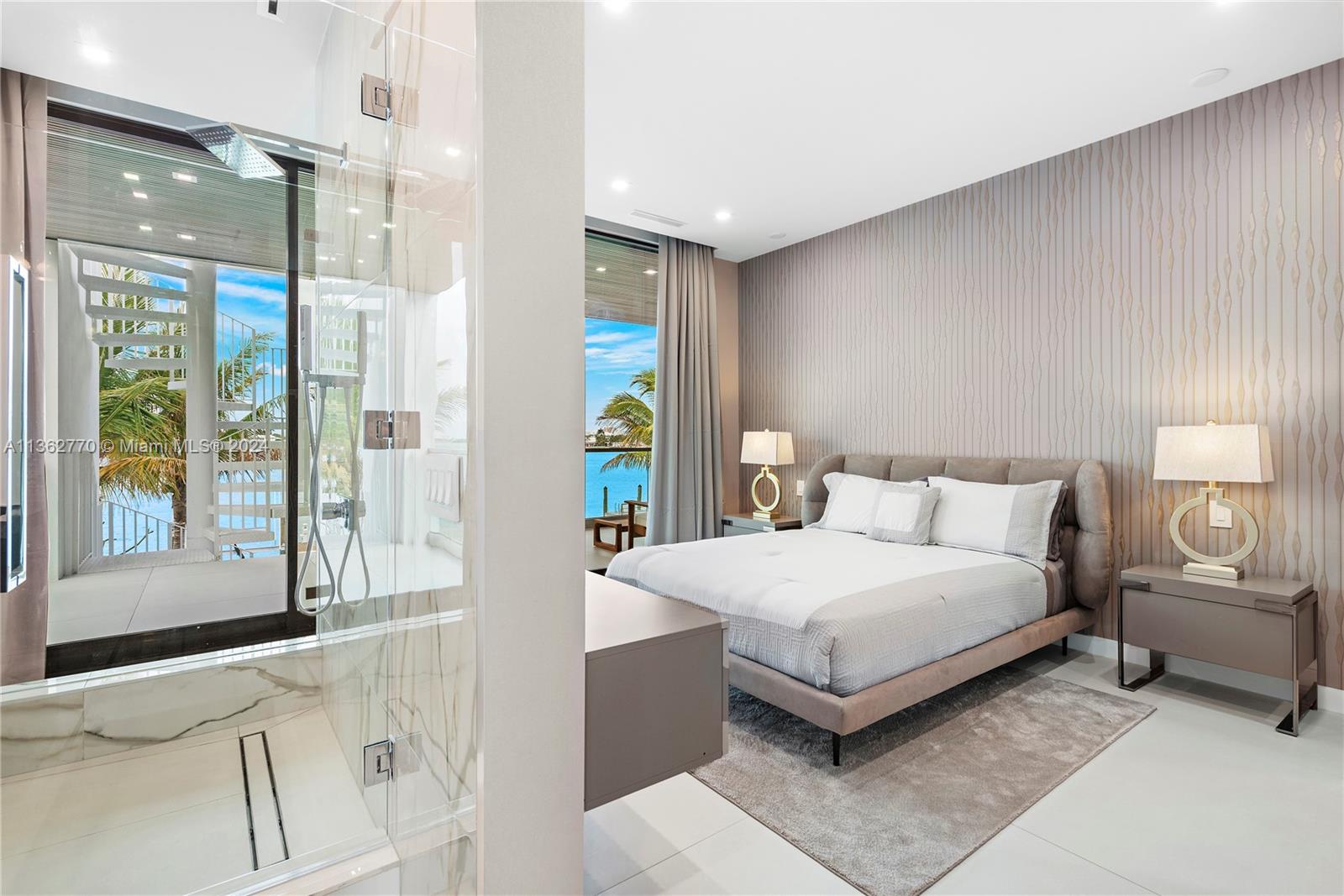 1785 Cleveland Rd, Miami Beach, Florida 33141, 6 Bedrooms Bedrooms, ,6 BathroomsBathrooms,Residential,For Sale,1785 Cleveland Rd,A11362770