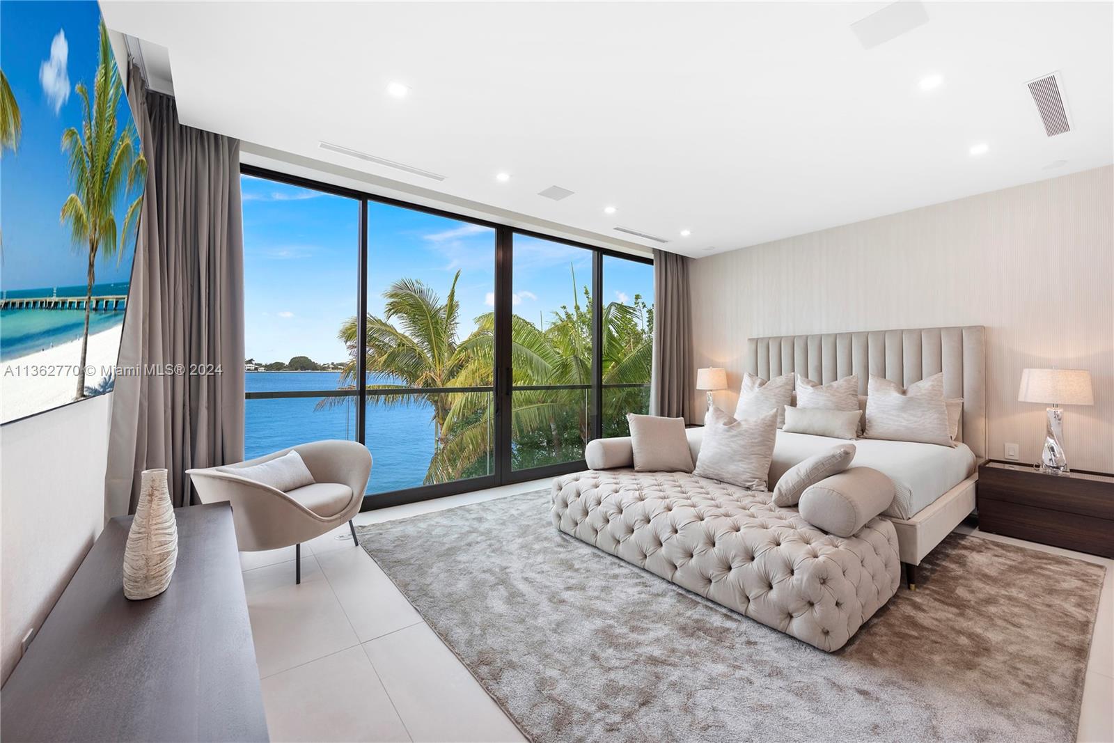 1785 Cleveland Rd, Miami Beach, Florida 33141, 6 Bedrooms Bedrooms, ,6 BathroomsBathrooms,Residential,For Sale,1785 Cleveland Rd,A11362770