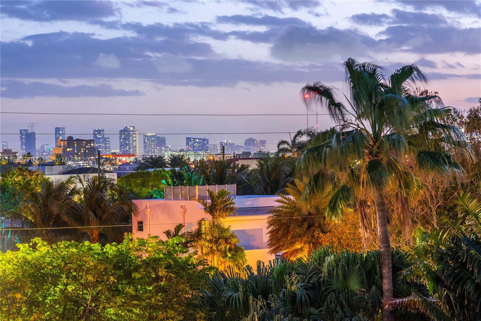 1785 Cleveland Rd, Miami Beach, Florida 33141, 6 Bedrooms Bedrooms, ,6 BathroomsBathrooms,Residential,For Sale,1785 Cleveland Rd,A11362770