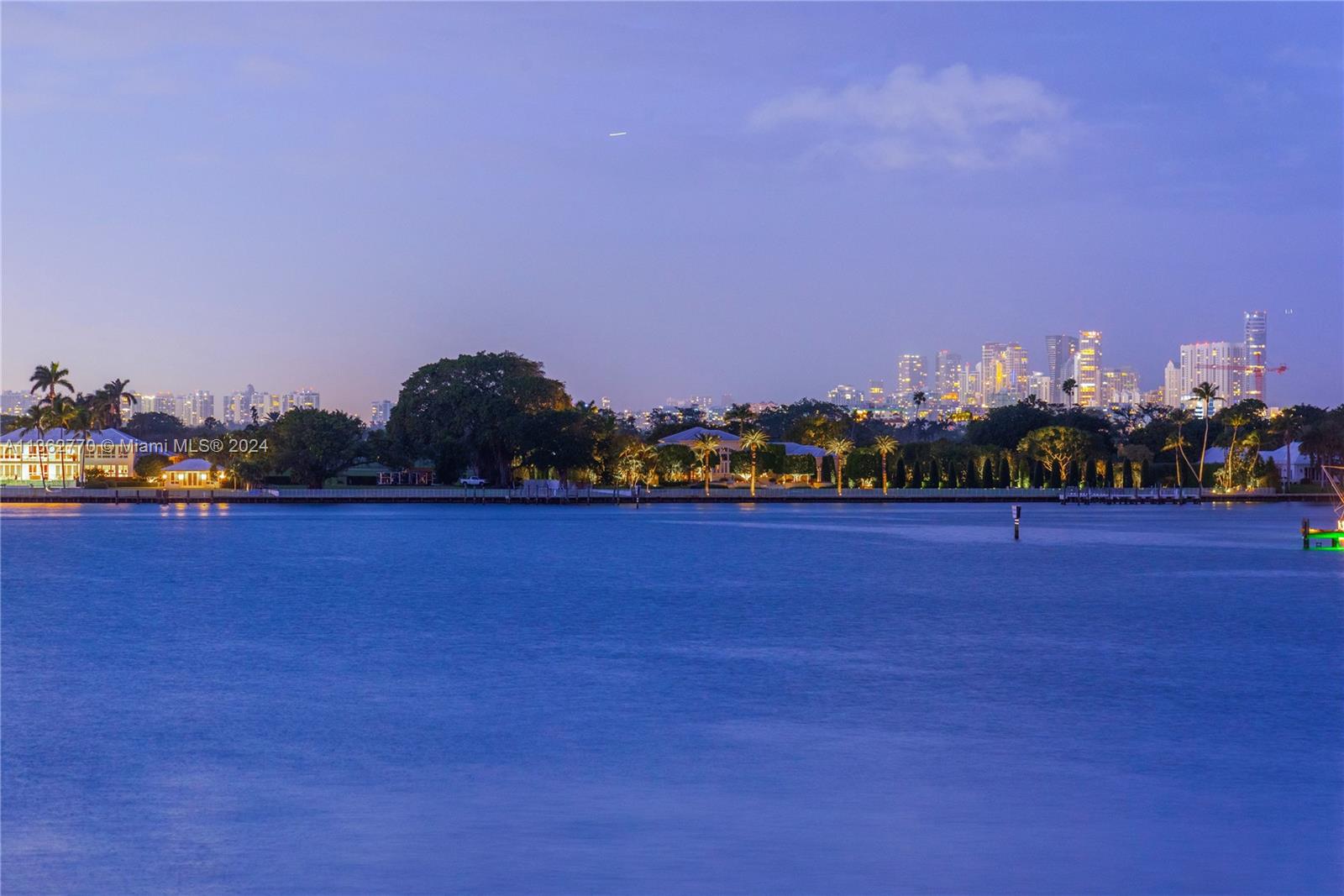 1785 Cleveland Rd, Miami Beach, Florida 33141, 6 Bedrooms Bedrooms, ,6 BathroomsBathrooms,Residential,For Sale,1785 Cleveland Rd,A11362770