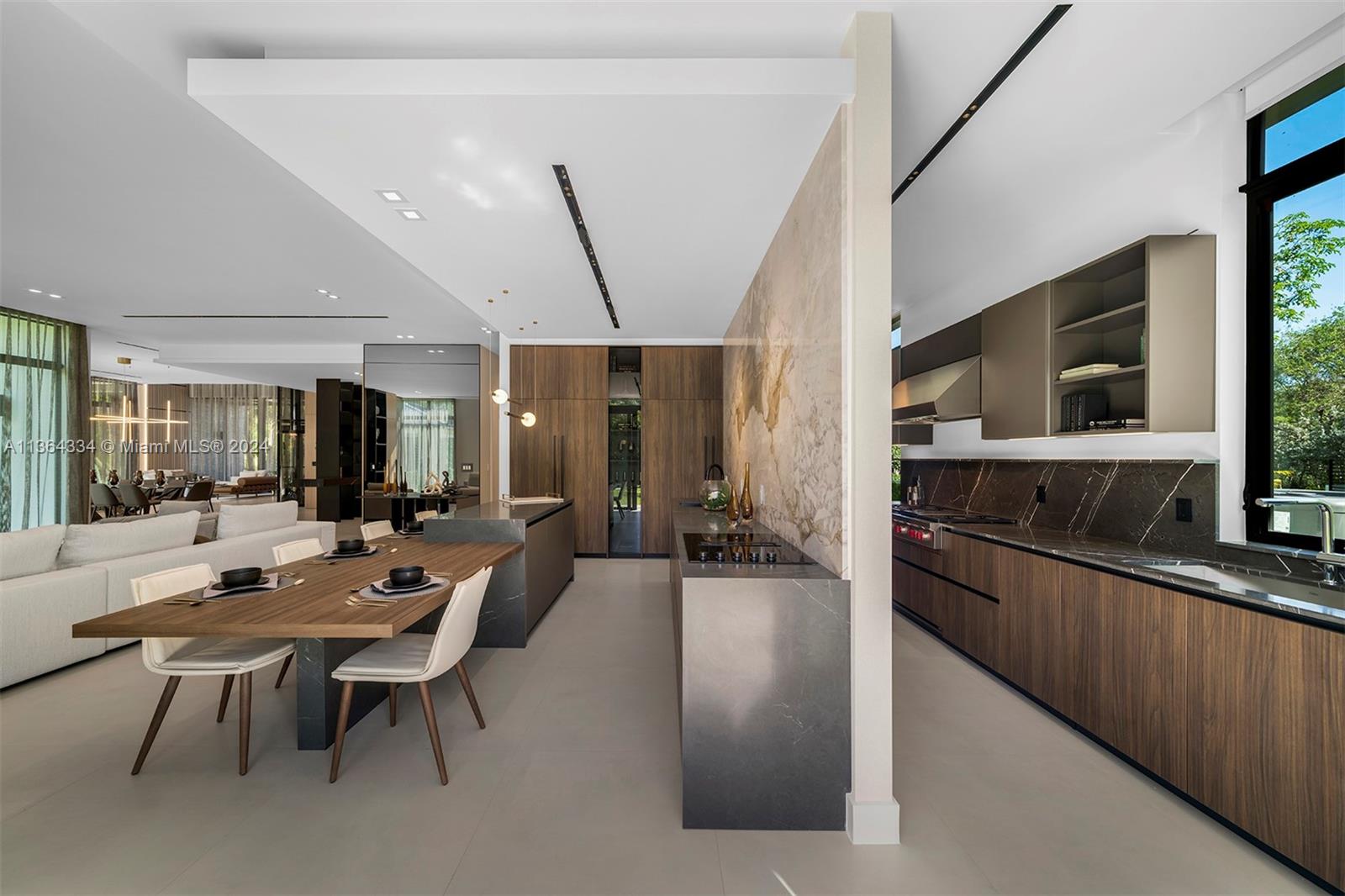 12500 64th Ave, Pinecrest, FL, 33156 United States, 7 Bedrooms Bedrooms, ,8 BathroomsBathrooms,Residential,For Sale,64th Ave,A11364334