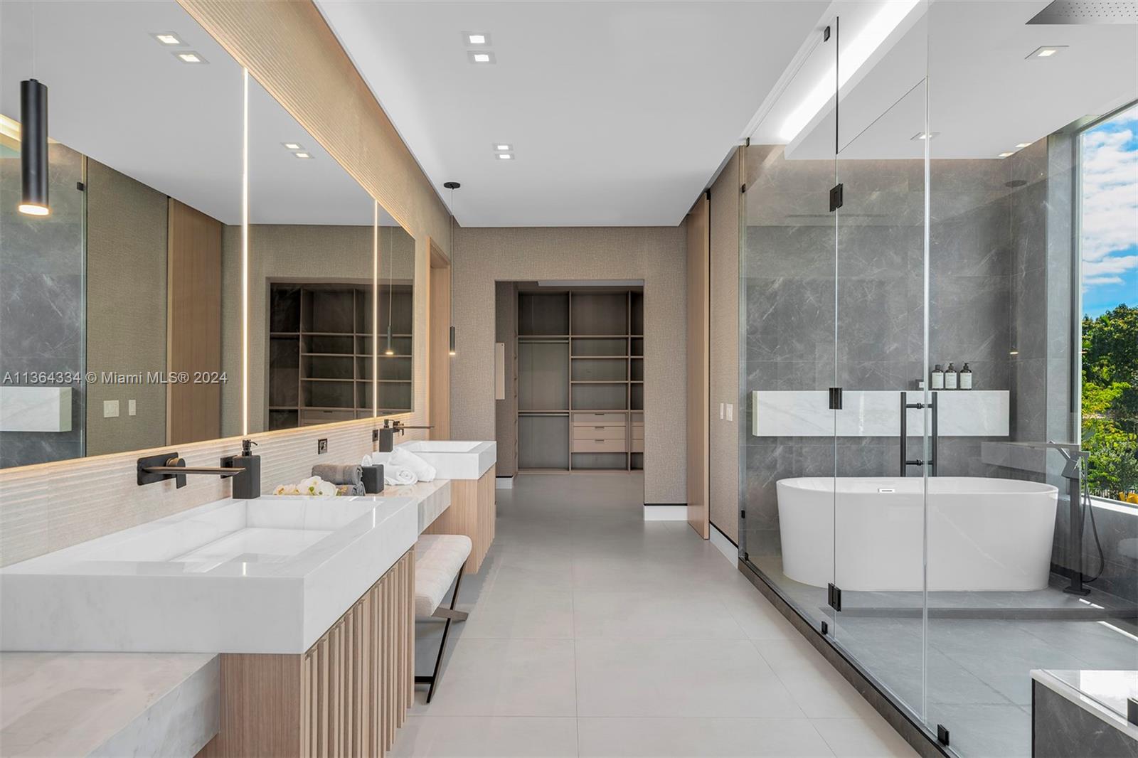 12500 64th Ave, Pinecrest, FL, 33156 United States, 7 Bedrooms Bedrooms, ,8 BathroomsBathrooms,Residential,For Sale,64th Ave,A11364334