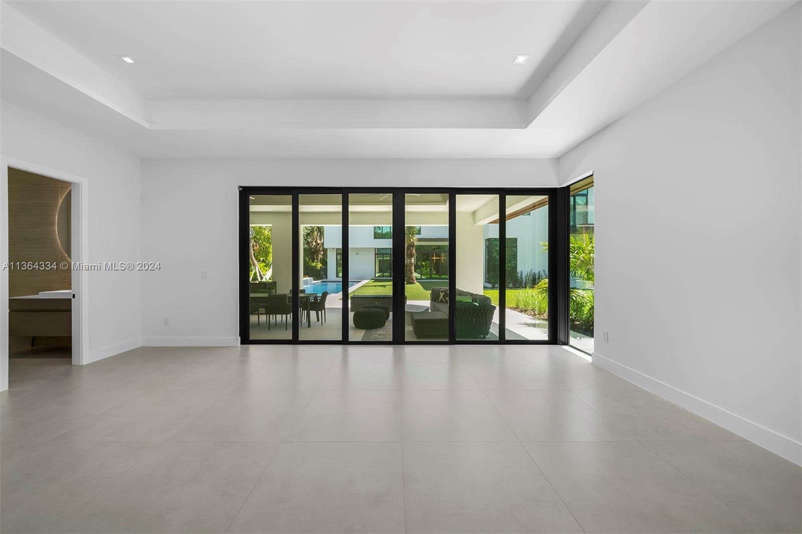 12500 64th Ave, Pinecrest, FL, 33156 United States, 7 Bedrooms Bedrooms, ,8 BathroomsBathrooms,Residential,For Sale,64th Ave,A11364334