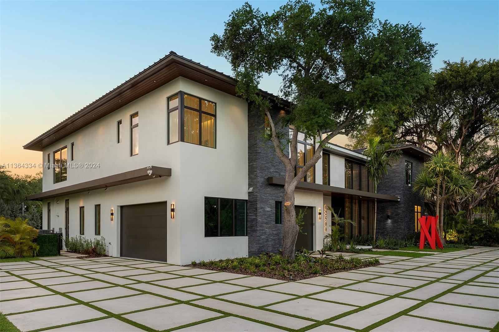 12500 64th Ave, Pinecrest, FL, 33156 United States, 7 Bedrooms Bedrooms, ,8 BathroomsBathrooms,Residential,For Sale,64th Ave,A11364334