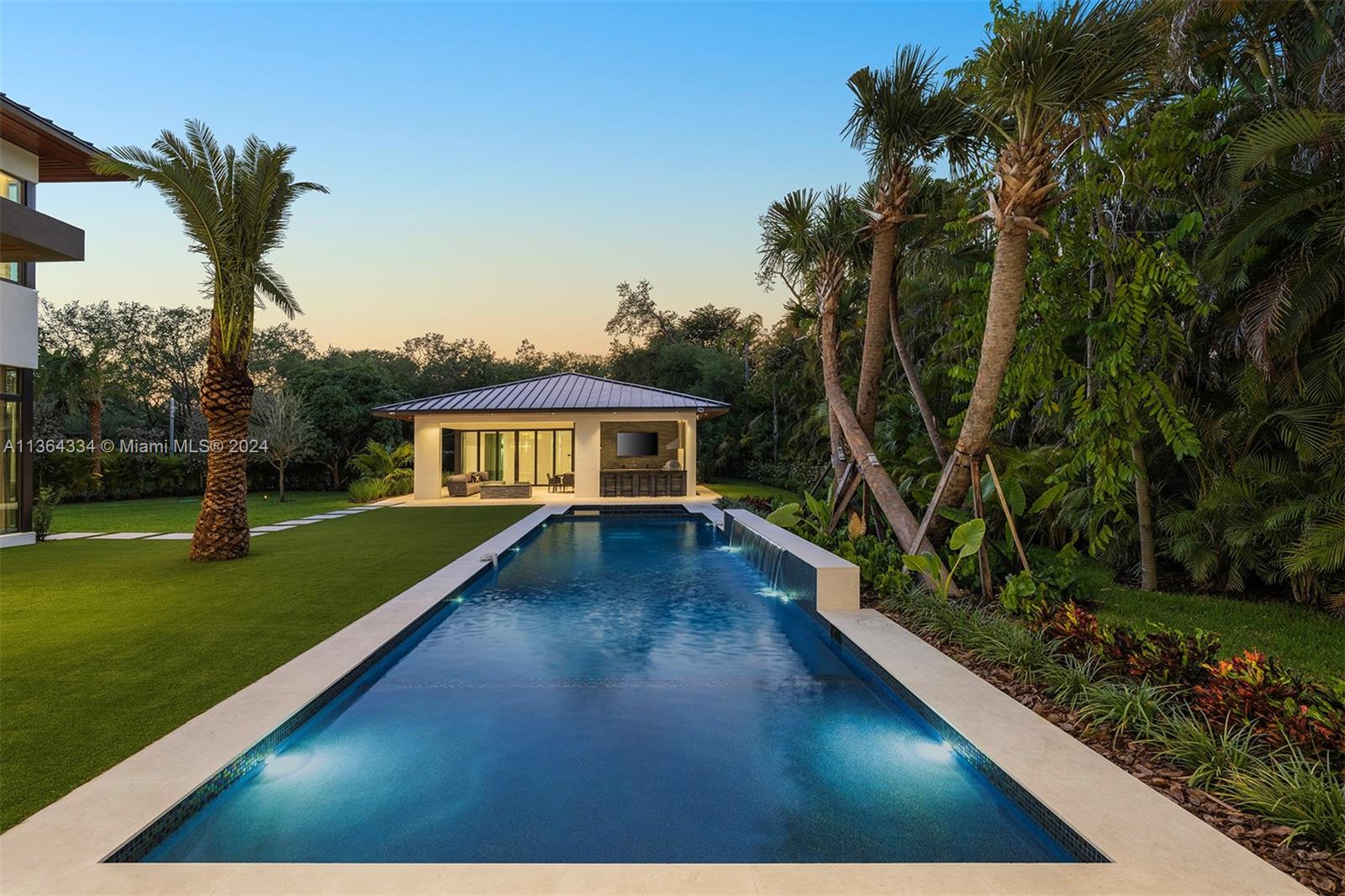 12500 64th Ave, Pinecrest, FL, 33156 United States, 7 Bedrooms Bedrooms, ,8 BathroomsBathrooms,Residential,For Sale,64th Ave,A11364334