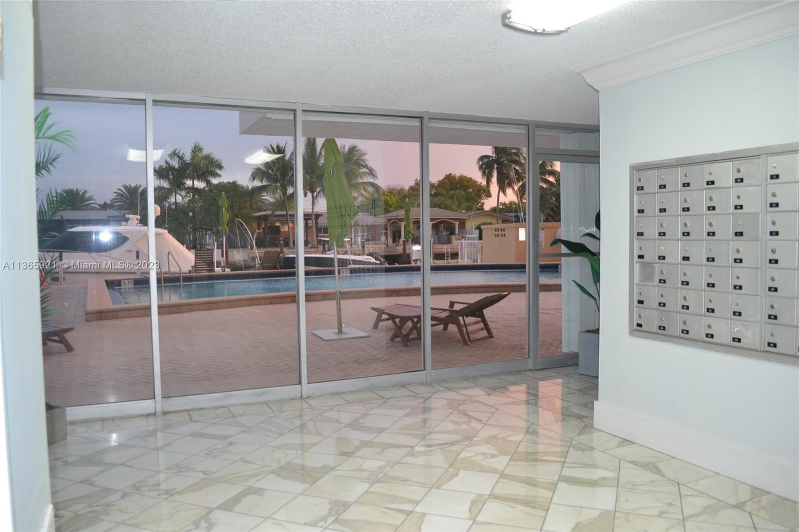 2000 NE 135th St 702, North Miami, Florida 33181, 1 Bedroom Bedrooms, ,1 BathroomBathrooms,Residential,For Sale,2000 NE 135th St 702,A11365921