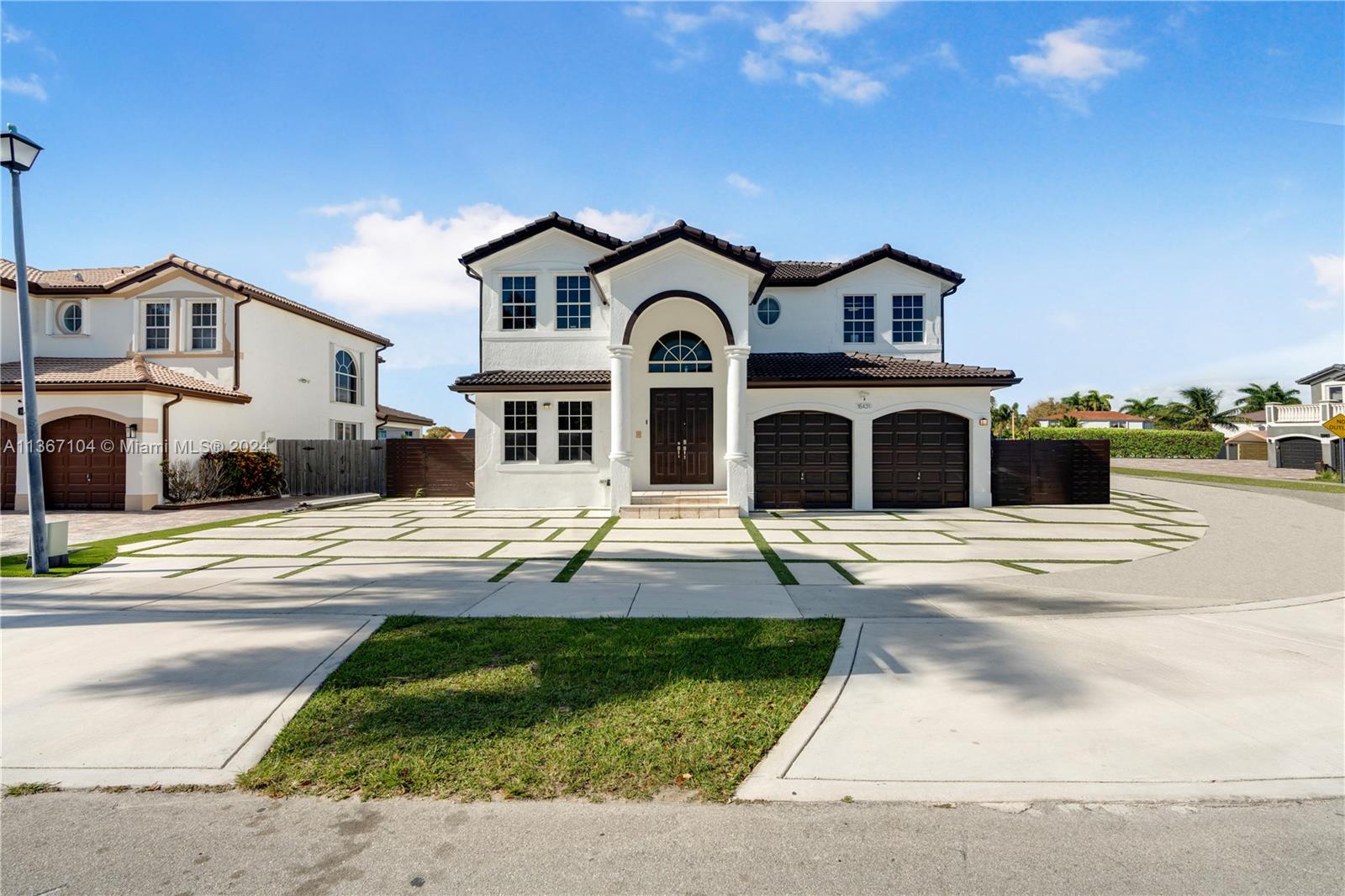 16431 SW 58th Ter, Miami, Florida 33193, 4 Bedrooms Bedrooms, ,3 BathroomsBathrooms,Residential,For Sale,16431 SW 58th Ter,A11367104