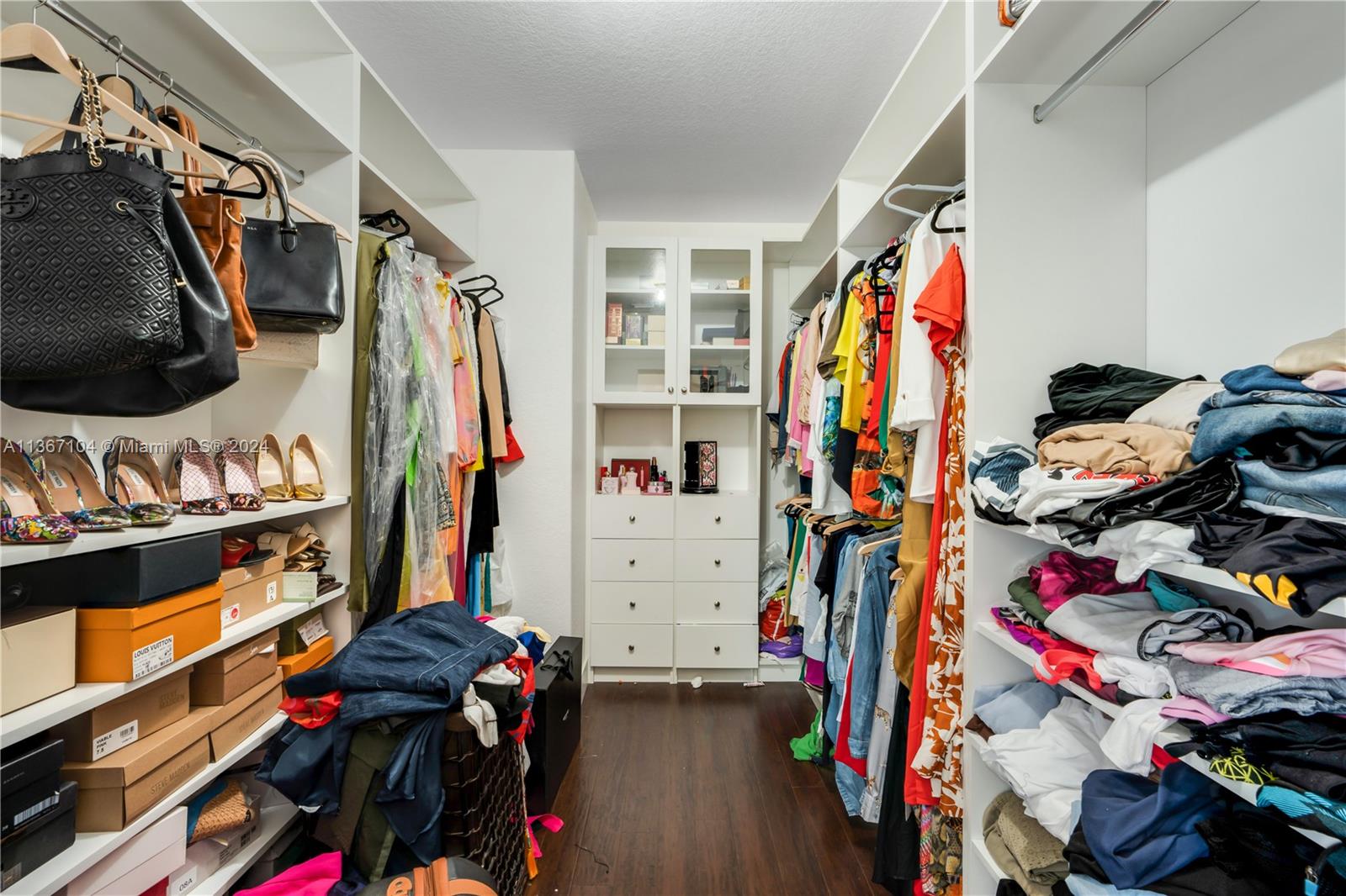 16431 SW 58th Ter, Miami, Florida 33193, 4 Bedrooms Bedrooms, ,3 BathroomsBathrooms,Residential,For Sale,16431 SW 58th Ter,A11367104