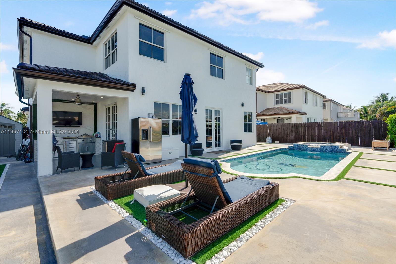 16431 SW 58th Ter, Miami, Florida 33193, 4 Bedrooms Bedrooms, ,3 BathroomsBathrooms,Residential,For Sale,16431 SW 58th Ter,A11367104