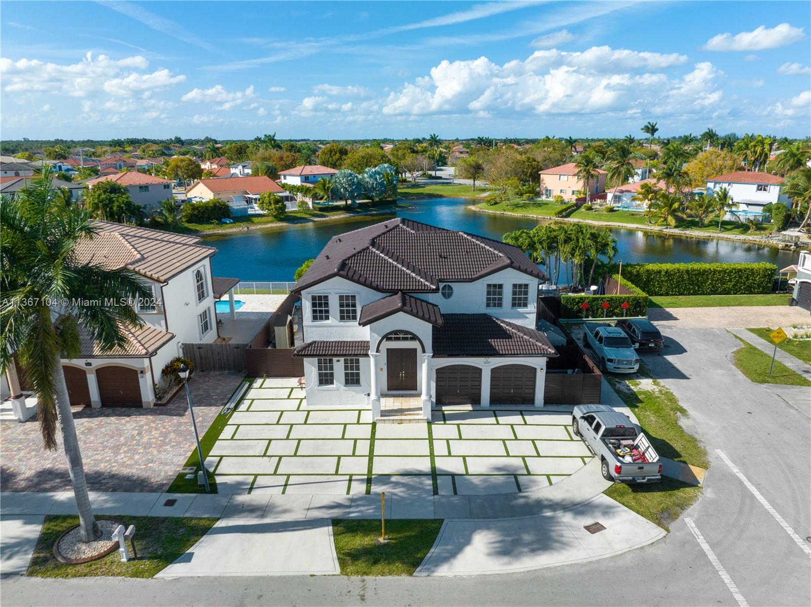 16431 SW 58th Ter, Miami, Florida 33193, 4 Bedrooms Bedrooms, ,3 BathroomsBathrooms,Residential,For Sale,16431 SW 58th Ter,A11367104