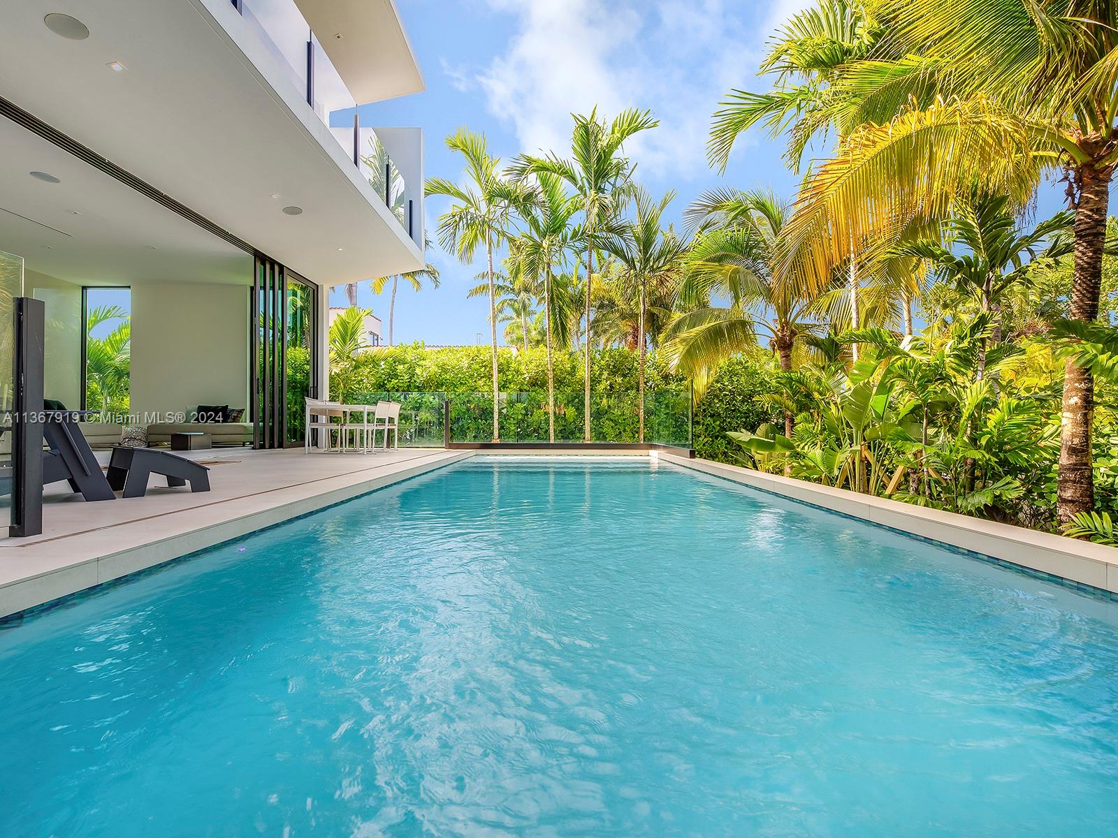 247 Palm Ave, Miami Beach, Florida 33139, 4 Bedrooms Bedrooms, ,4 BathroomsBathrooms,Residentiallease,For Rent,247 Palm Ave,A11367919