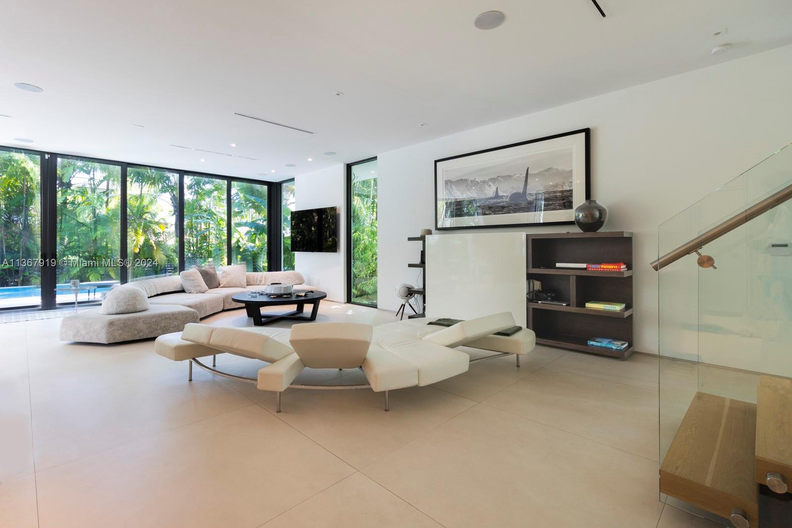 247 Palm Ave, Miami Beach, Florida 33139, 4 Bedrooms Bedrooms, ,4 BathroomsBathrooms,Residentiallease,For Rent,247 Palm Ave,A11367919