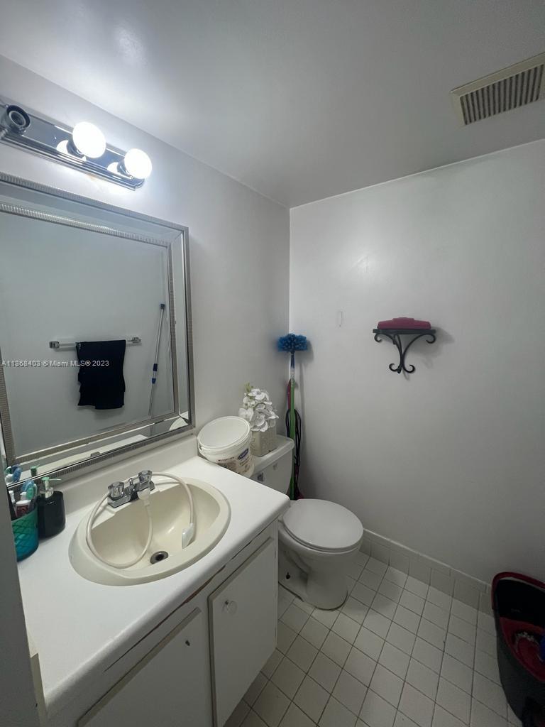 251 SW 134th Way 302M, Pembroke Pines, FL 33027, 1 Bedroom Bedrooms, ,1 BathroomBathrooms,Residential,For Sale,134th Way,A11368403