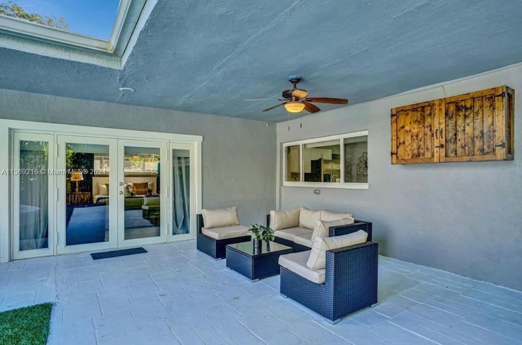 1431 Dewey St, Hollywood, Florida 33020, 6 Bedrooms Bedrooms, ,5 BathroomsBathrooms,Residential,For Sale,1431 Dewey St,A11369216