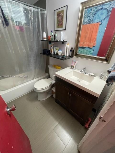 1150 Euclid Ave 204, Miami Beach, Florida 33139, 1 Bedroom Bedrooms, ,1 BathroomBathrooms,Residential,For Sale,1150 Euclid Ave 204,A11368466