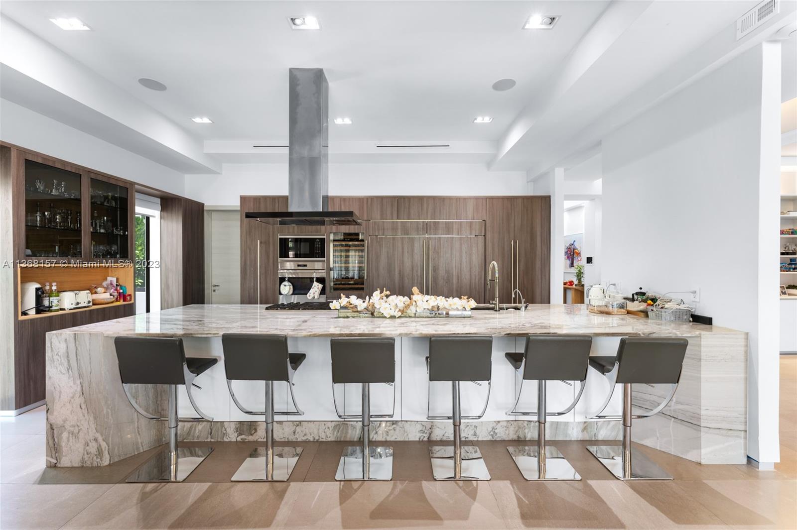 364 Golden Beach Dr, Golden Beach, FL, 33160 United States, 6 Bedrooms Bedrooms, ,6 BathroomsBathrooms,Residential,For Sale,Golden Beach Dr,A11368157