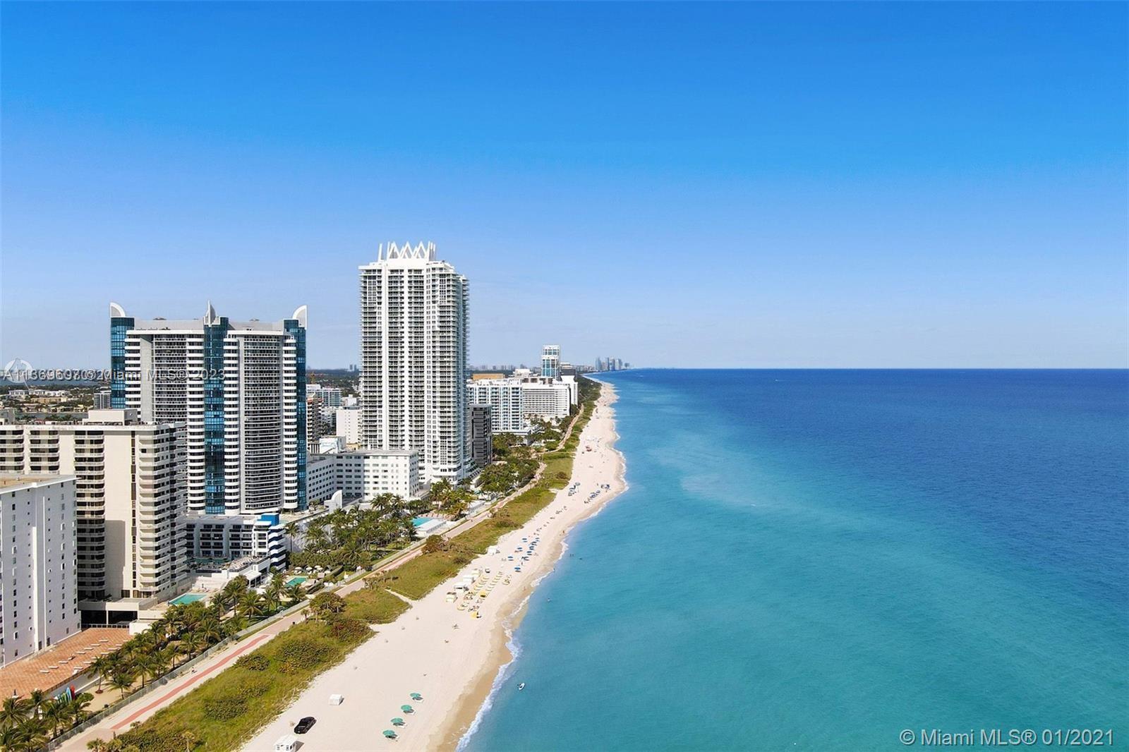 Amazing opportunity at la Gorce palace. a great ocean front building . modern and exquisite. 2 bed 2 baths split floor plan. Great building on the beach, with nice amenities, and beach service. Request in ShowTime.