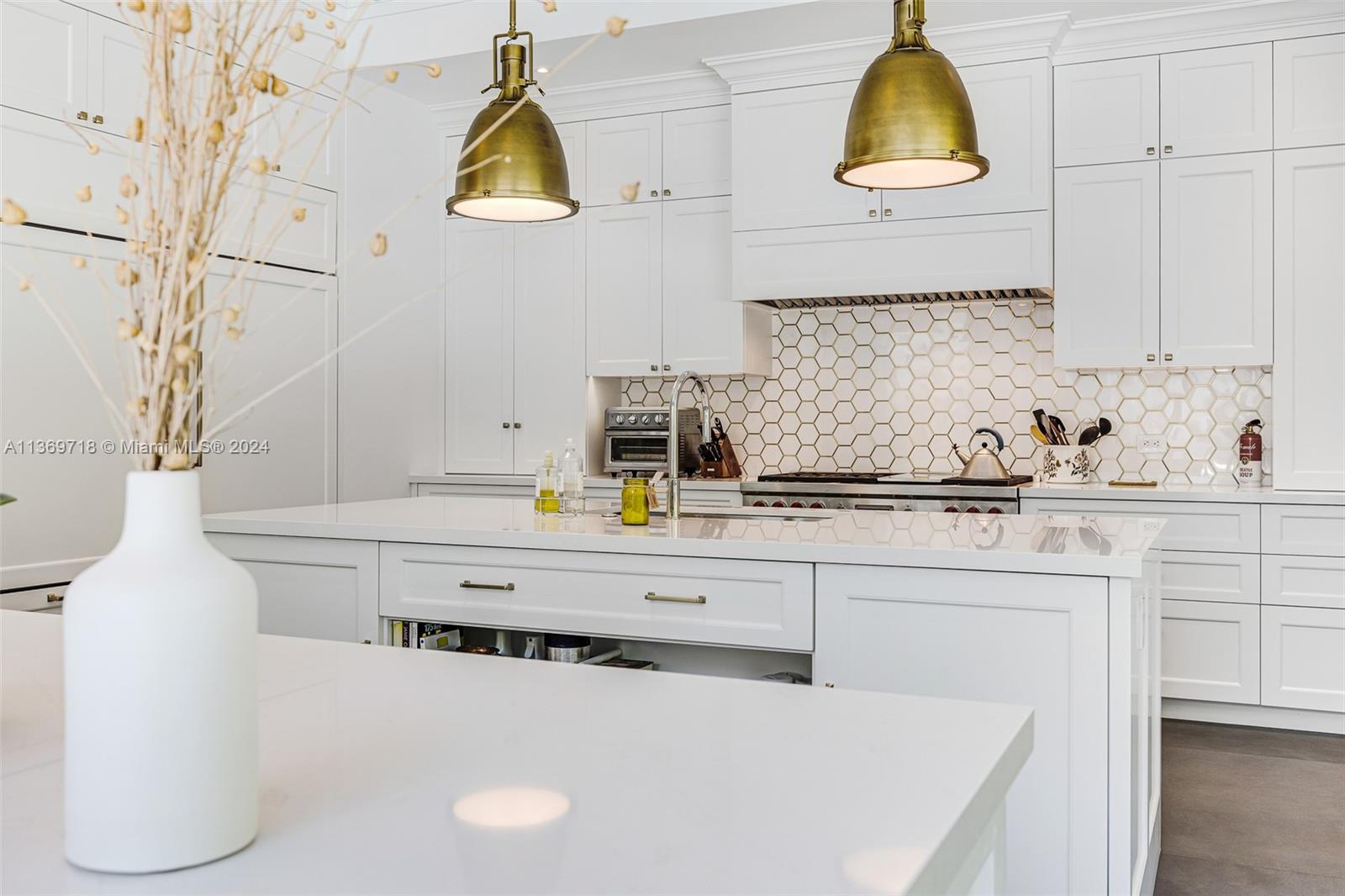 5501 Snapper Creek Rd, Coral Gables, FL, 33156 United States, 6 Bedrooms Bedrooms, ,6 BathroomsBathrooms,Residential,For Sale,Snapper Creek Rd,A11369718