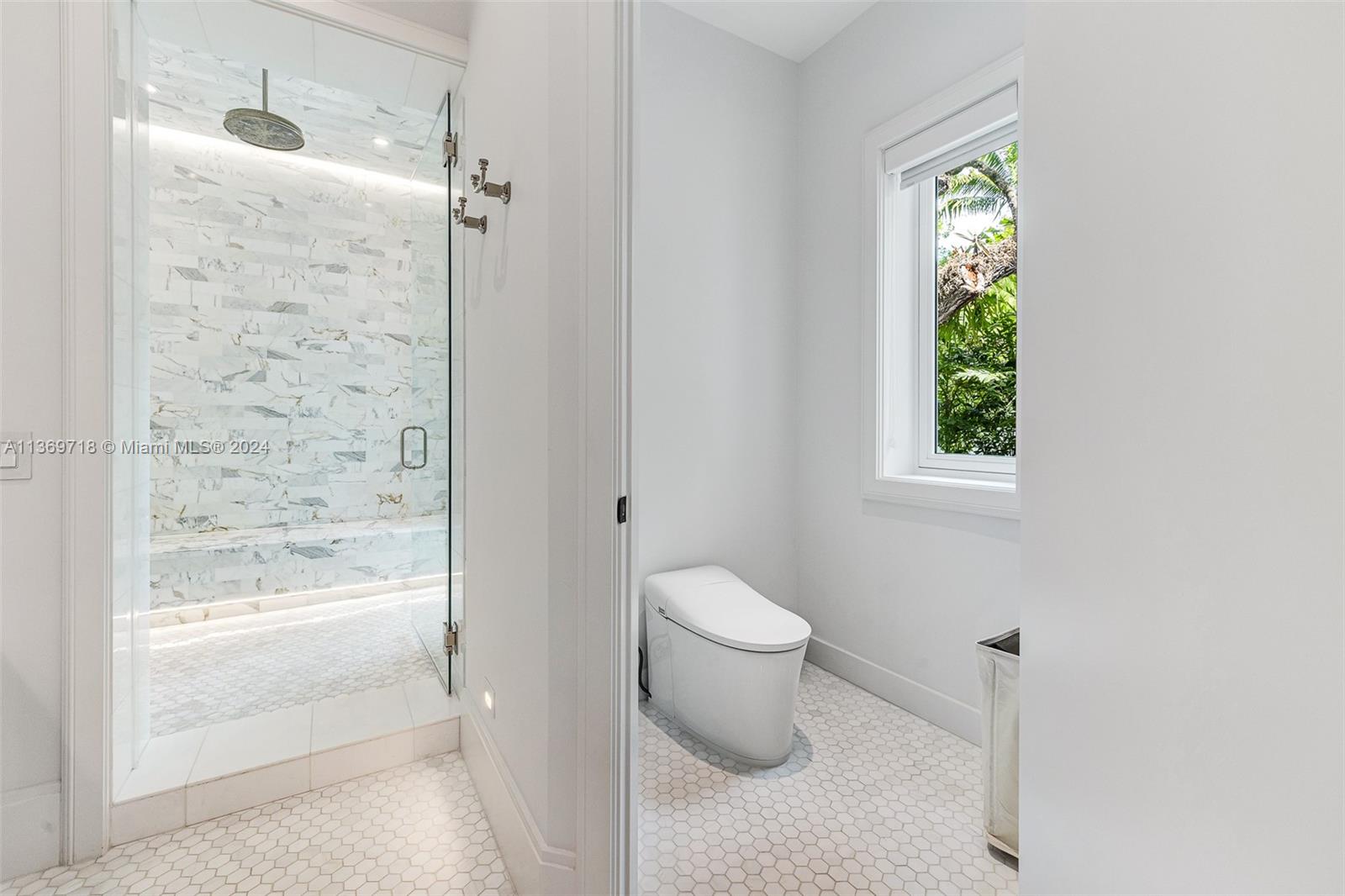 5501 Snapper Creek Rd, Coral Gables, FL, 33156 United States, 6 Bedrooms Bedrooms, ,6 BathroomsBathrooms,Residential,For Sale,Snapper Creek Rd,A11369718