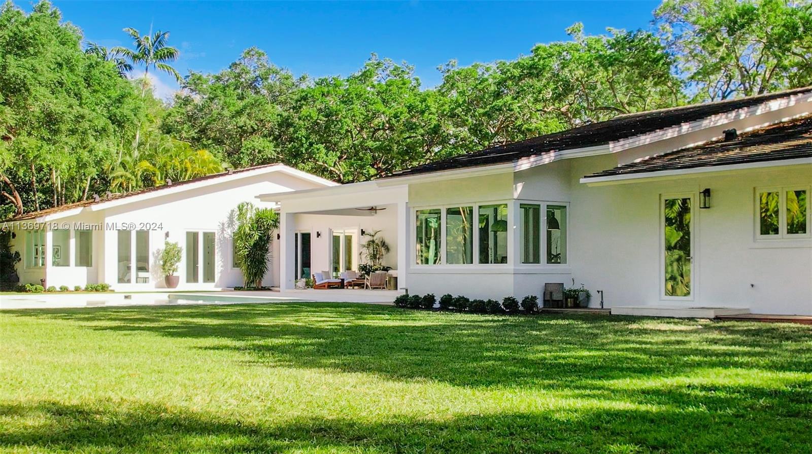5501 Snapper Creek Rd, Coral Gables, FL, 33156 United States, 6 Bedrooms Bedrooms, ,6 BathroomsBathrooms,Residential,For Sale,Snapper Creek Rd,A11369718
