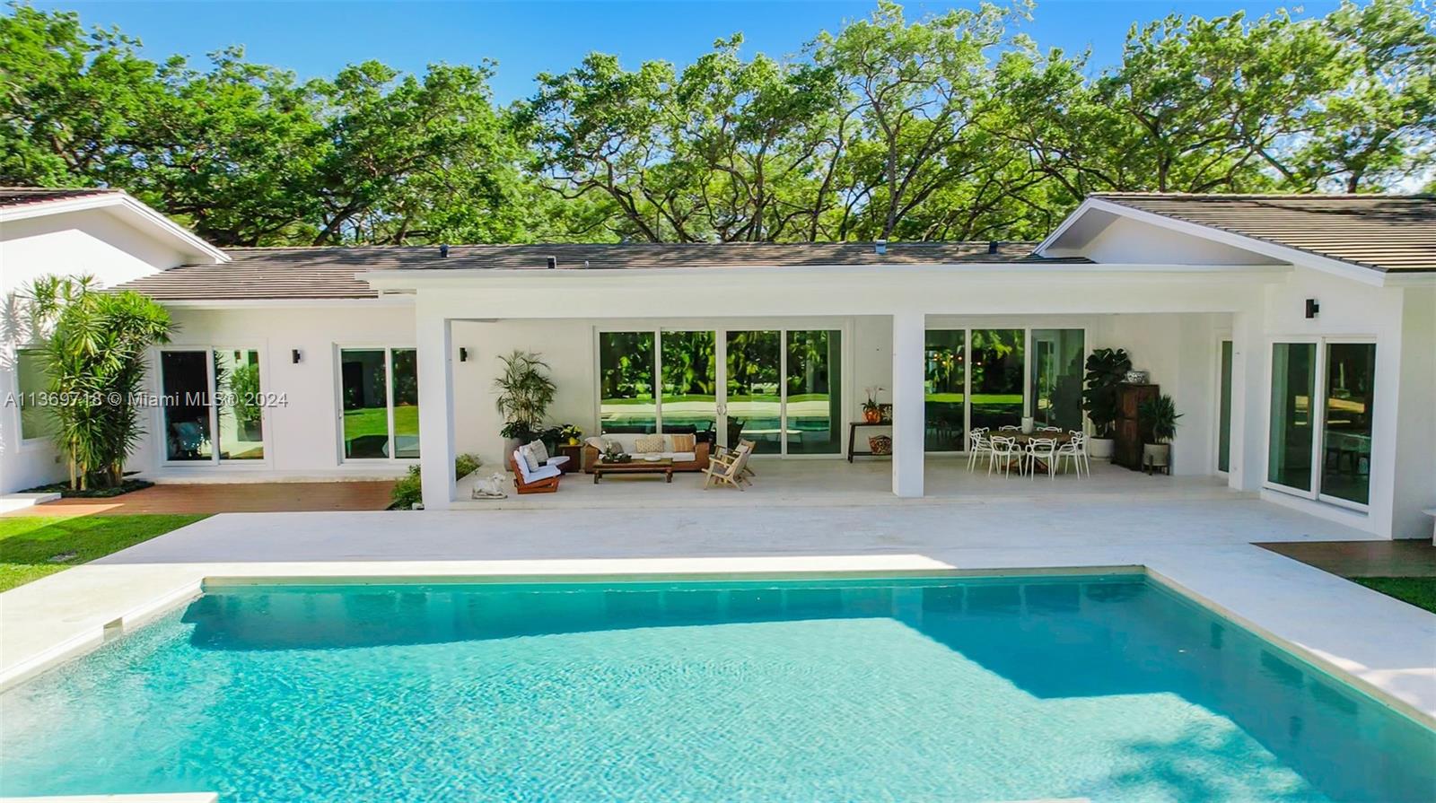 5501 Snapper Creek Rd, Coral Gables, FL, 33156 United States, 6 Bedrooms Bedrooms, ,6 BathroomsBathrooms,Residential,For Sale,Snapper Creek Rd,A11369718