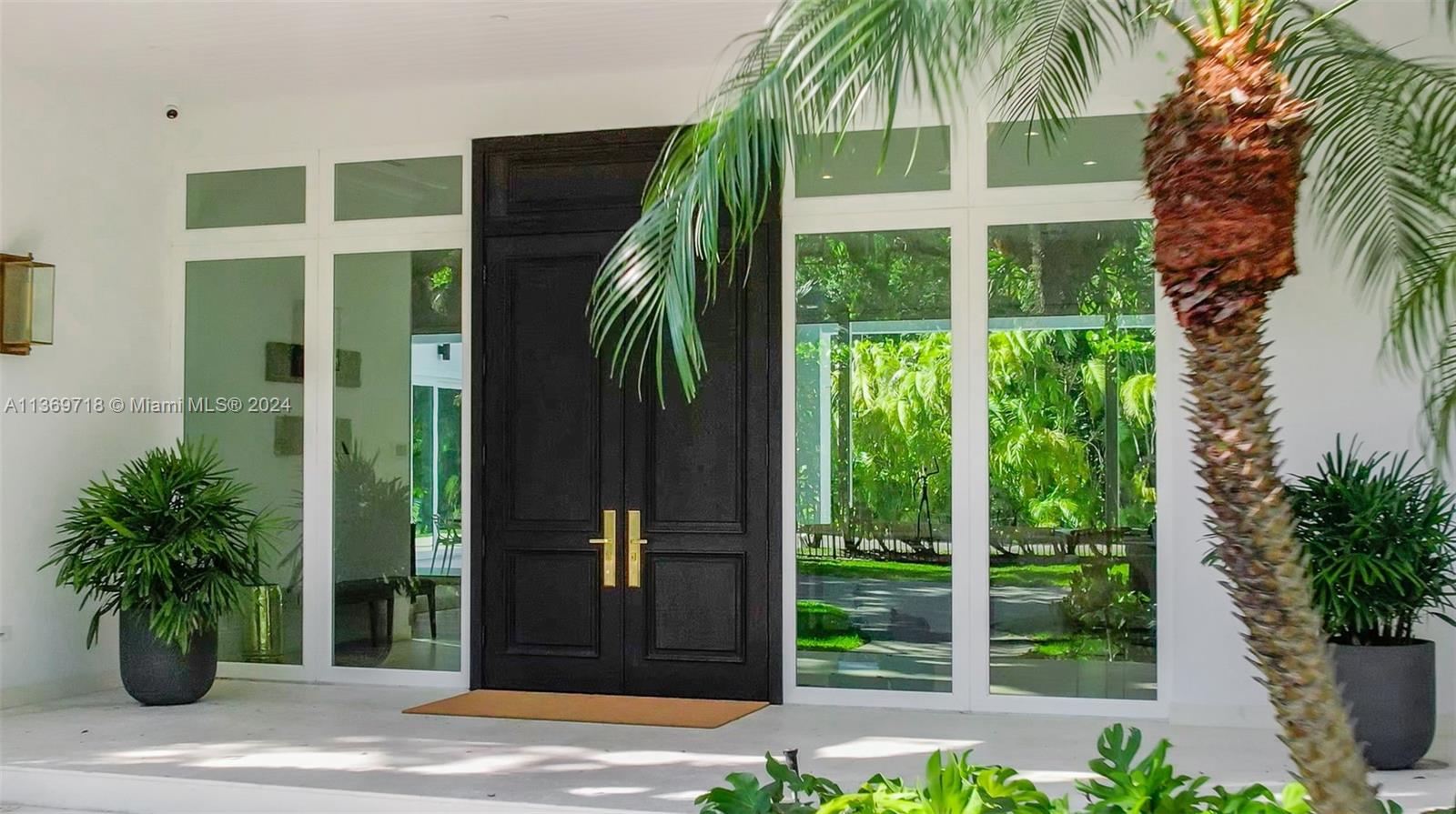 5501 Snapper Creek Rd, Coral Gables, FL, 33156 United States, 6 Bedrooms Bedrooms, ,6 BathroomsBathrooms,Residential,For Sale,Snapper Creek Rd,A11369718