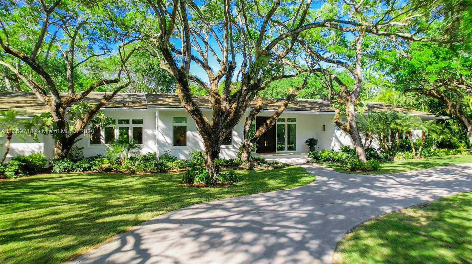 5501 Snapper Creek Rd, Coral Gables, FL, 33156 United States, 6 Bedrooms Bedrooms, ,6 BathroomsBathrooms,Residential,For Sale,Snapper Creek Rd,A11369718