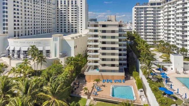 1621 Collins Ave 403, Miami Beach, Florida 33139, 2 Bedrooms Bedrooms, ,2 BathroomsBathrooms,Residential,For Sale,1621 Collins Ave 403,A11370184